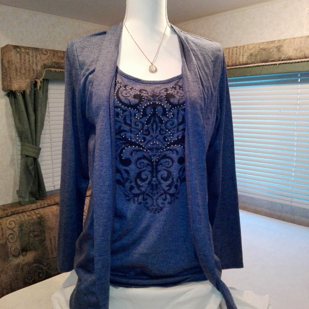 White Stag M (8-10) Blue Long Sleeve Women Top 1pc